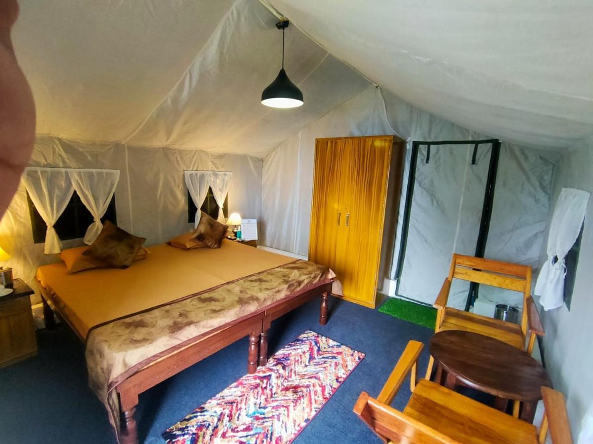 Huts And Hats Resorts Hotel
