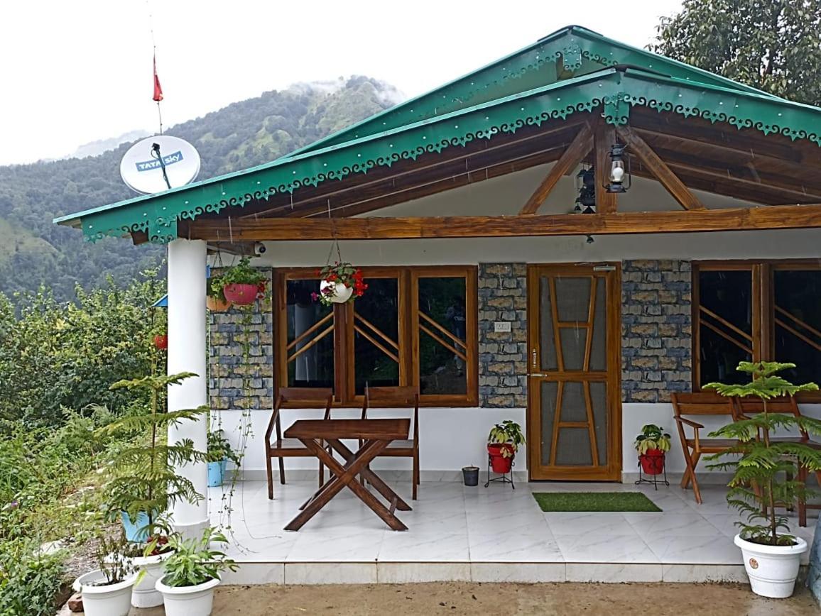 Huts And Hats Resorts Hotel 5*