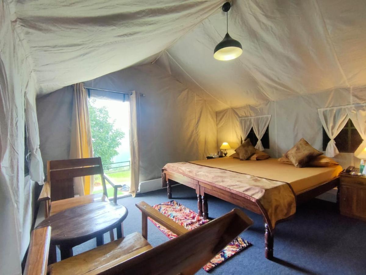 Huts And Hats Resorts Hotel