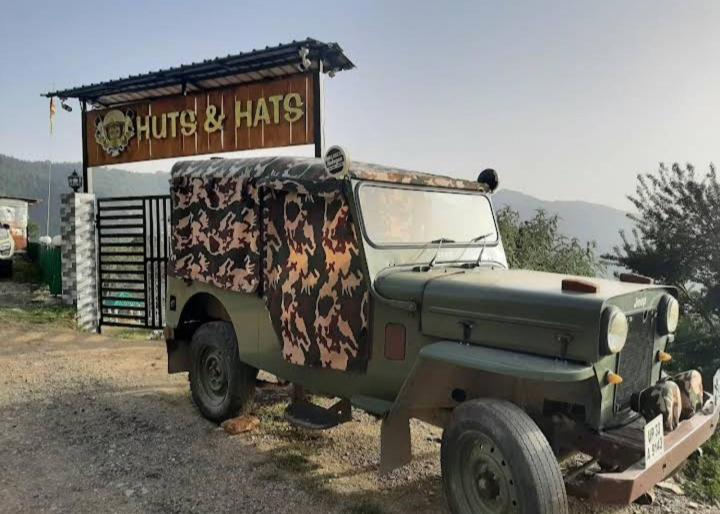 Hotel Huts And Hats Resorts