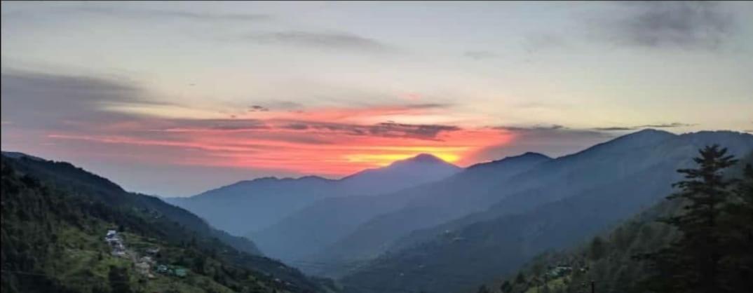 Huts And Hats Resorts Hotel Nainital