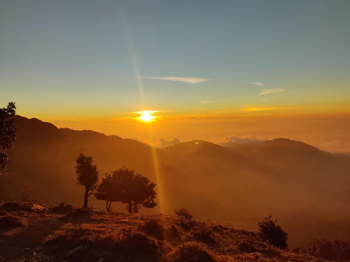 Huts And Hats Resorts 5* Nainital